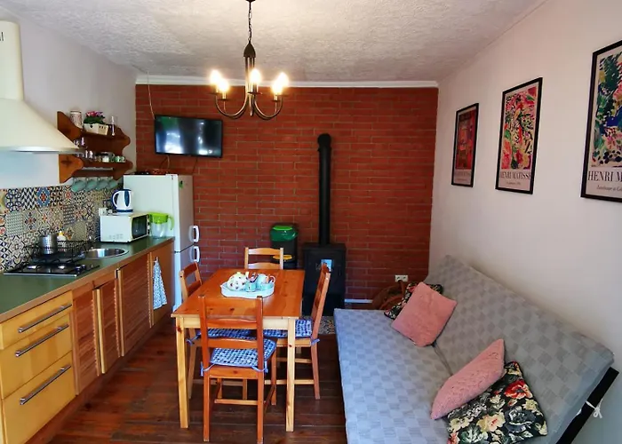 Leszczynowy Sad - Z Kominkiem I Ogrodem Выдмины